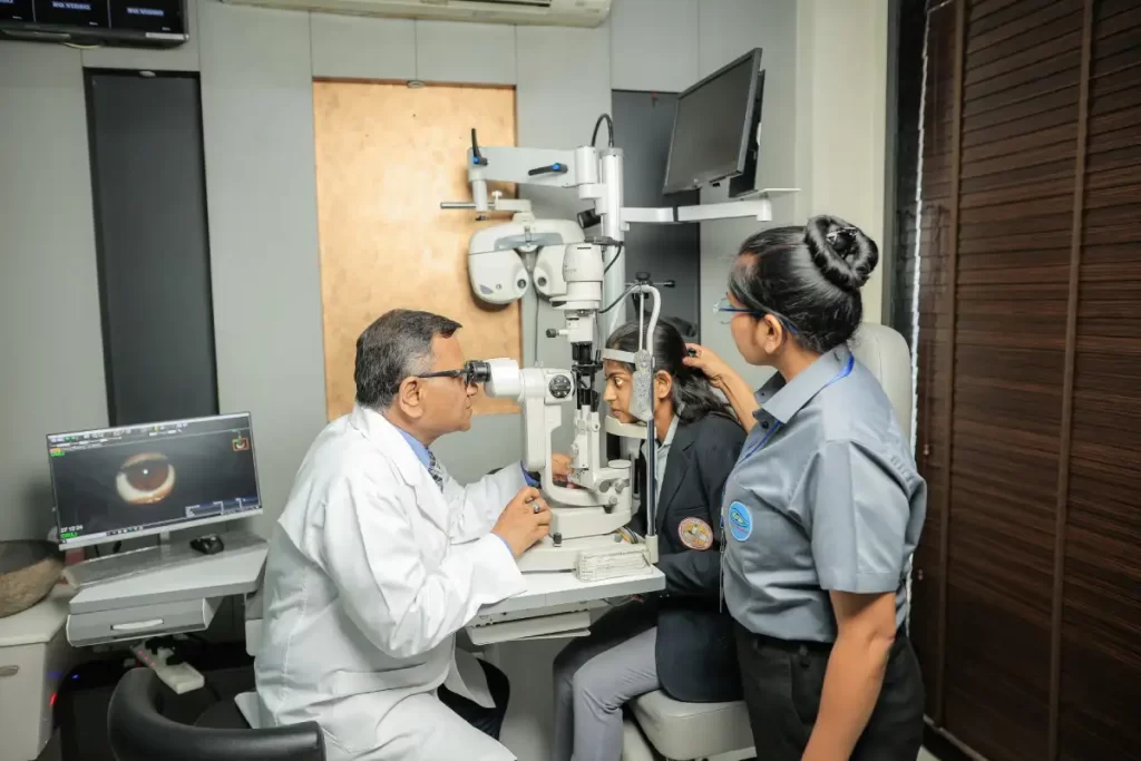 Ophthalmologist Dr. Mahesh Garg at Nihar Netralaya doing eye check up